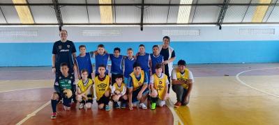 Escola Municipal LeocÃ¡dio JosÃ© Correia desenvolveu o projeto de socializaÃ§Ã£o atravÃ©s de prÃ¡tica esportiva